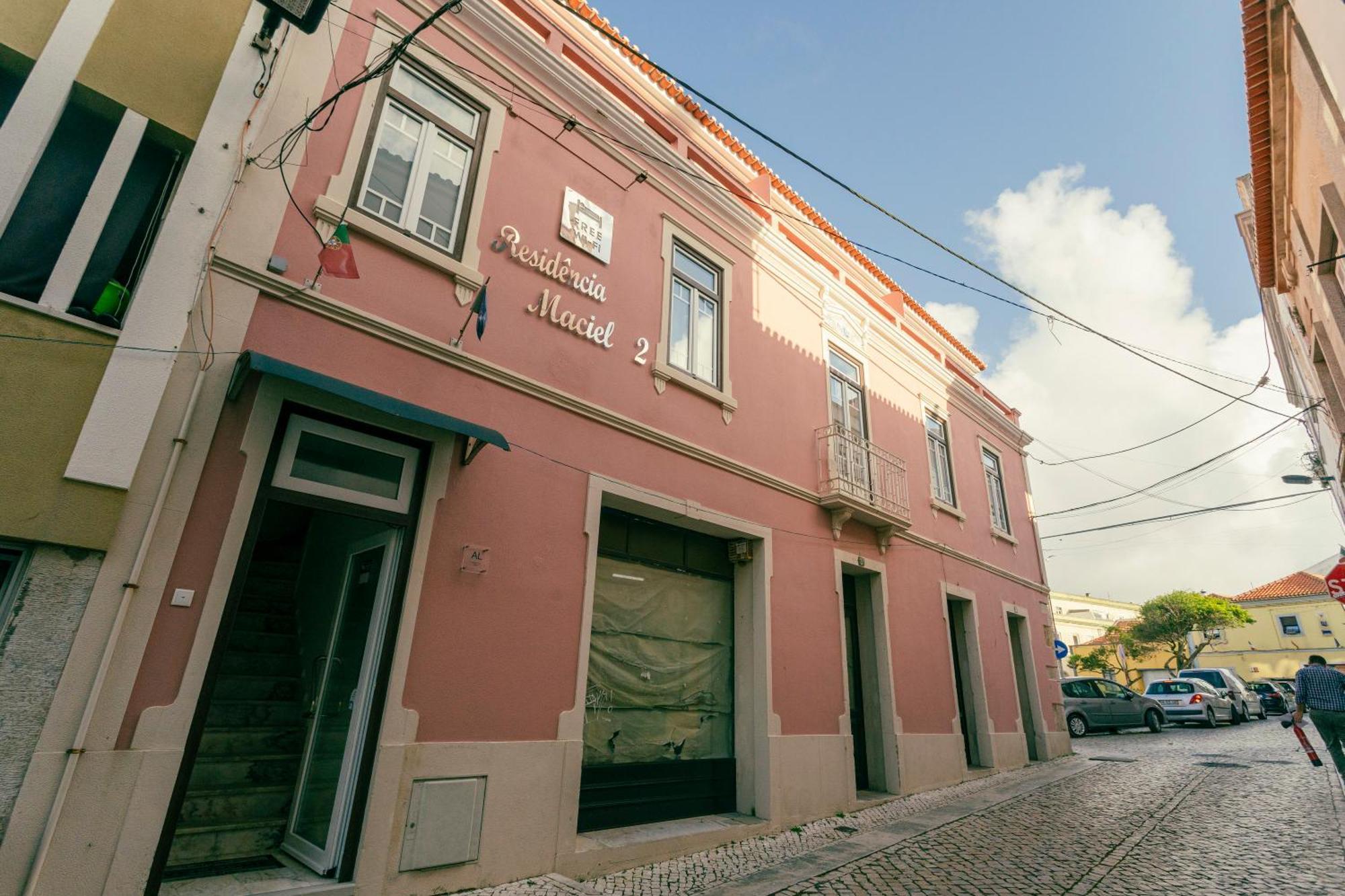Residencia Maciel Peniche Εξωτερικό φωτογραφία