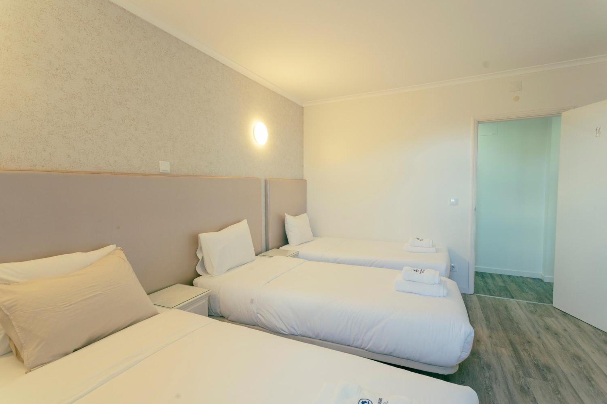 Residencia Maciel Peniche Εξωτερικό φωτογραφία