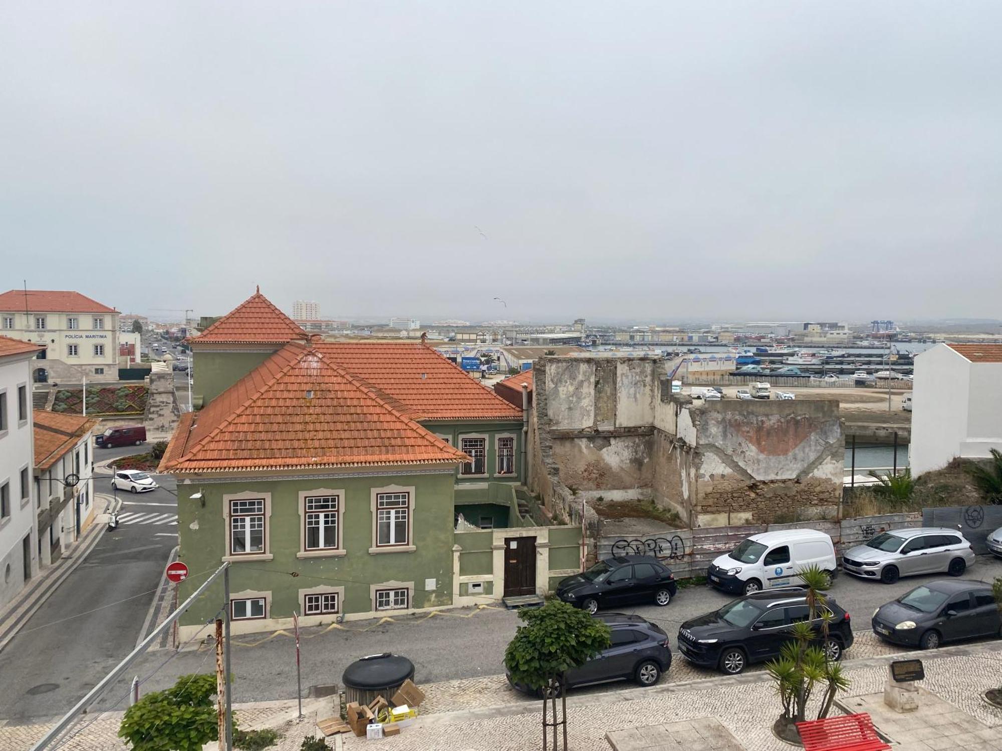 Residencia Maciel Peniche Εξωτερικό φωτογραφία