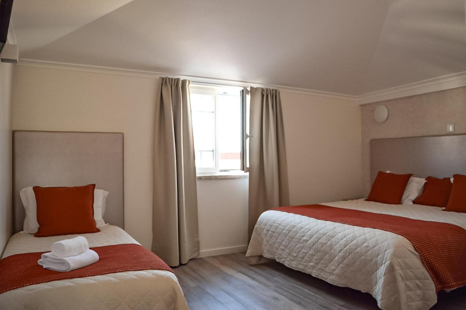 Residencia Maciel Peniche Εξωτερικό φωτογραφία