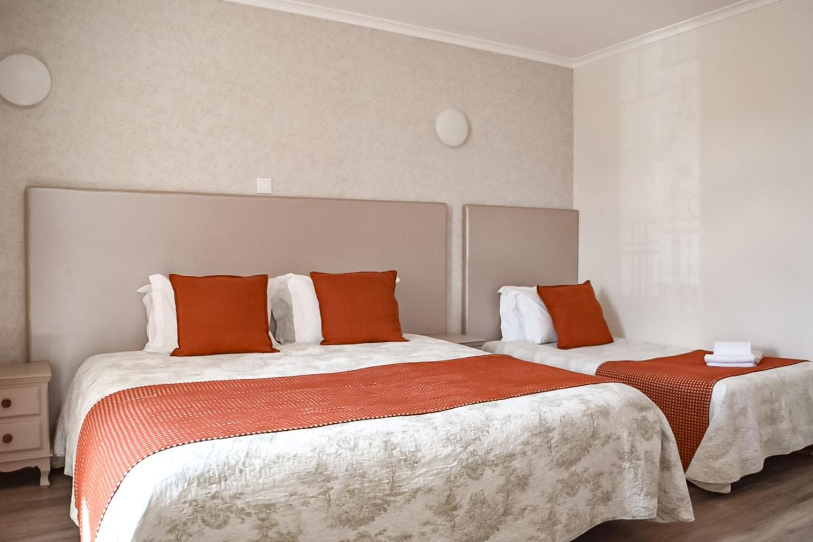 Residencia Maciel Peniche Εξωτερικό φωτογραφία