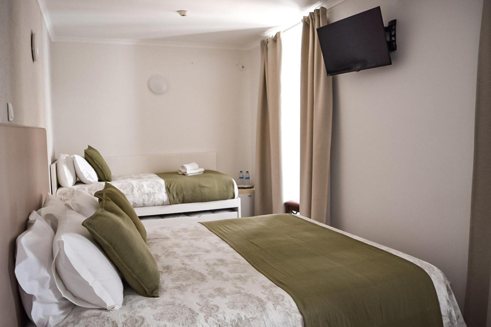 Residencia Maciel Peniche Εξωτερικό φωτογραφία