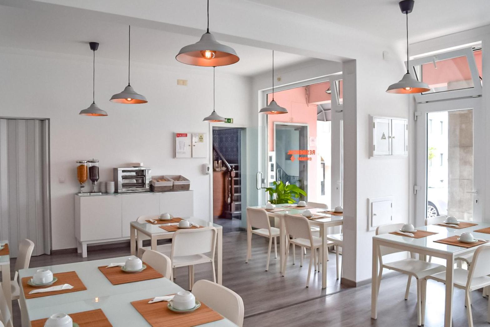 Residencia Maciel Peniche Εξωτερικό φωτογραφία